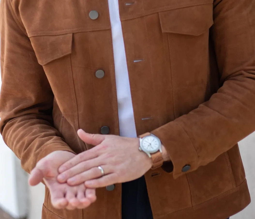 25 Date Night Outfits for Men (All Year-Round)