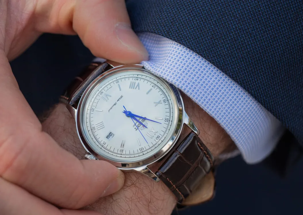 Understanding Watch Movements: Quartz, Mechanical & Automatic